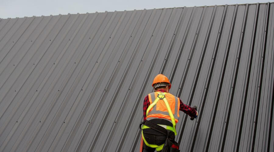 Professional Flat Roofing Installation in Dayton, IA